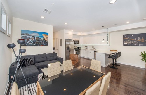 North Bergen Casa | Spacious Modern Condo NYC@Fingertips-A-