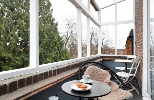 Brondesbury Park Apartamento | Spacious Modern Family-sized Apartment with Terrace - New Listing