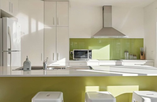 Geilston Bay Apartamento | Spacious Modern Home