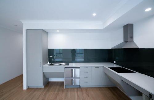 Hilbert Casa | Spacious Modern Hilbert Home
