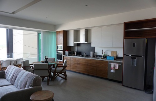 Puerto Vallarta Condominio | Spacious modern condo in a great location with amenities