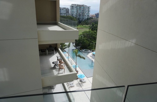 Puerto Vallarta Condominio | Spacious modern condo in a great location with amenities