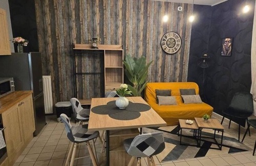 Commentry Apartamento | Spacious, modern T3 apartment