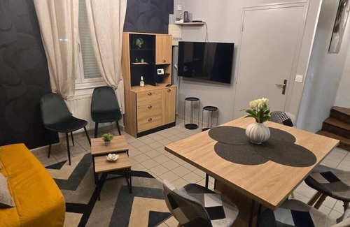 Commentry Apartamento | Spacious, modern T3 apartment