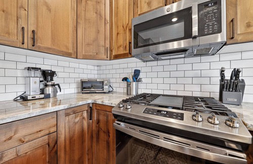 Brian Head Condominio | Spacious Mountain Townhome | Game Room + Near Slopes