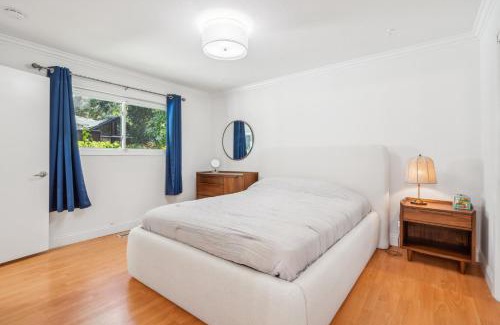 Mountain View Apartamento | Spacious Mountain View Duplex in Prime Location Duplex