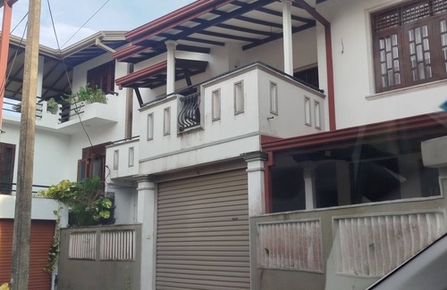 Richmond Kanda Casa | Spacious Mountain-View Home with AC, Pet-Friendly & Secure , in Galle.