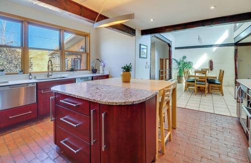 Corrales Casa | Spacious Mtn-View Gem in Corrales!