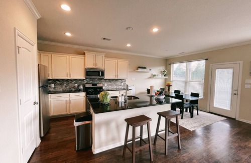 Conroe Casa | Spacious, New build 4 bedroom house in Conroe