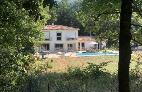 Nans-les-Pins Casa | Spacious new villa in an exceptional setting!