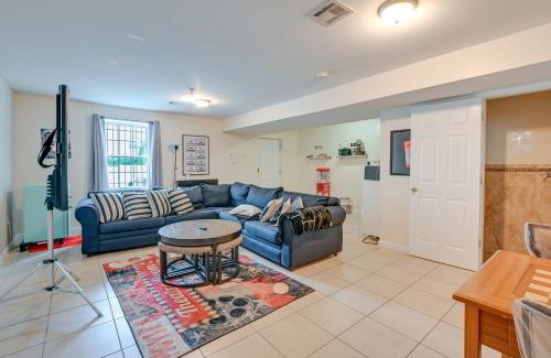 Newark Casa | Spacious Newark Duplex in Walkable Location!