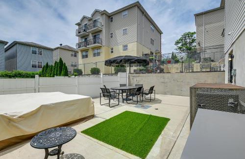 Newark Casa | Spacious Newark Duplex in Walkable Location!