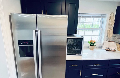 Bellefonte Casa | Spacious & newly renovated 4-bedroom house near the park in wonderful Cranston!