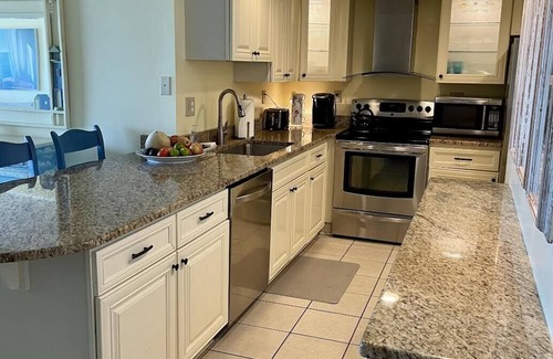 Midtown Ocean City Condominio | Deluxe, Spacious, Ocean Front Condo In Midtown OC, Mid town.