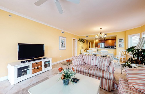 Midtown Ocean City Condominio | Spacious Oceanfront Condo with 2 Balconies, WiFi, Central AC & Shared Pool