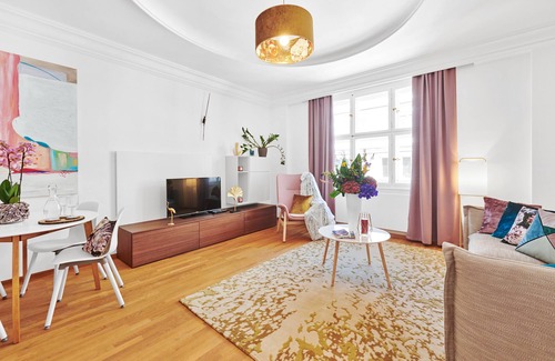 Josefov Apartamento | Spacious Old Town Square Apartment