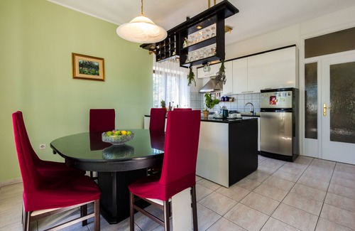 Rijeka Casa | Spacious Opg Apartment Juretic Kvarner center air con, parking, Wi-Fi, terraces