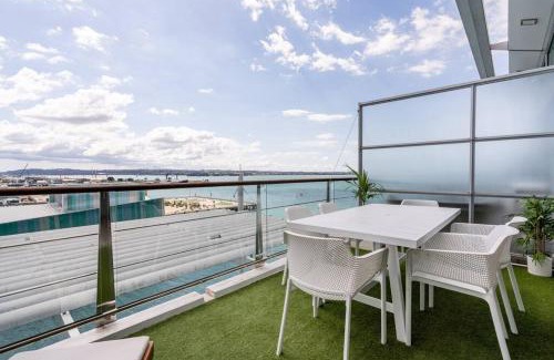 Auckland Central Business District Apartamento | Spacious Penthouse With Spectacular Harbour Views!