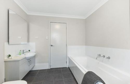 Schofields Casa | Spacious place to live in the dream of Schofields