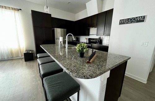 Leander Apartamento | Spacious Place to Work and Relax