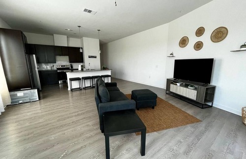 Leander Apartamento | Spacious Place to Work and Relax