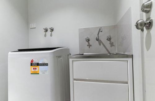 Point Cook Casa | Spacious Point Cook Retreat & Free Parking