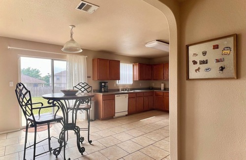 New Braunfels Casa | Spacious Ponderosa-Minutes from Gruene & Shopping!