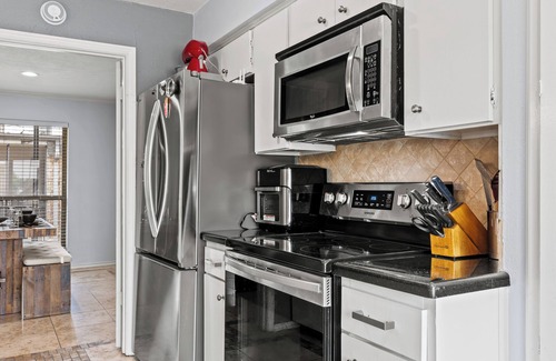 North Dallas Condominio | Spacious Preston Hollow Condo