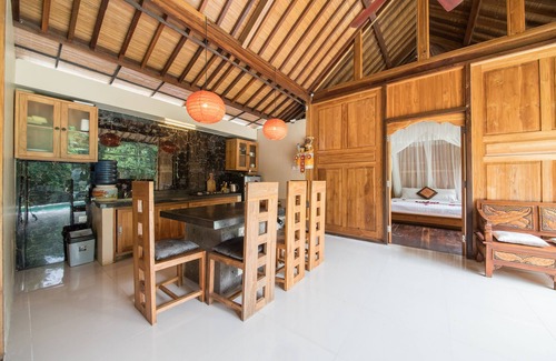 Singakerta Villa | VILLA ESPACIOSA, PRIVADA 2BR VILLA CON PISCINA
