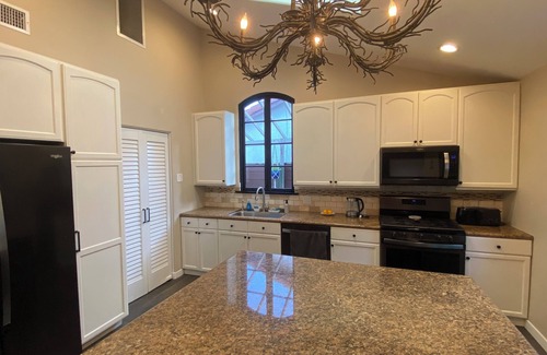 Point Loma Heights Casa | Spacious & Private, 5-BR, 3-BA, Hot Tub, Fire Pit, Free Cancellation