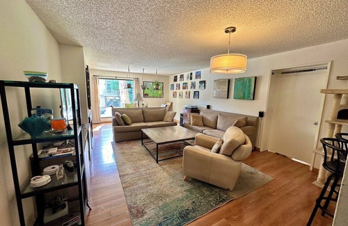 West Los Angeles Apartamento | Spacious Private Room and Bath - Sublet 2/1, West LA