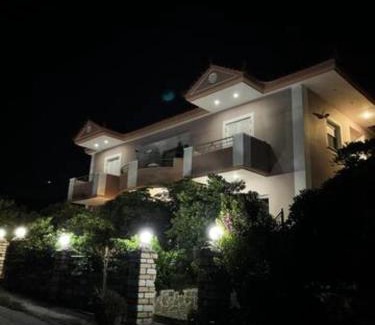 Krieza Apartamento | Spacious Quiet Apartment for Relaxed Holidays 1