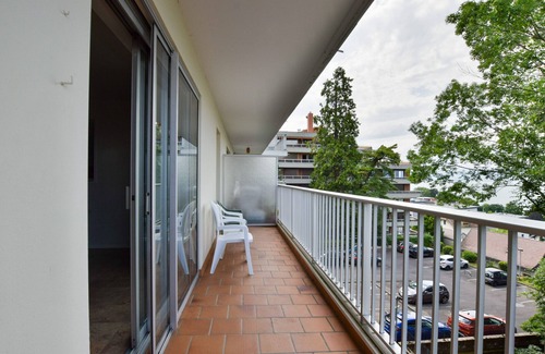 Evian-les-Bains Apartamento | Amplio apartamento reformado con balcón y garaje, cerca del centro