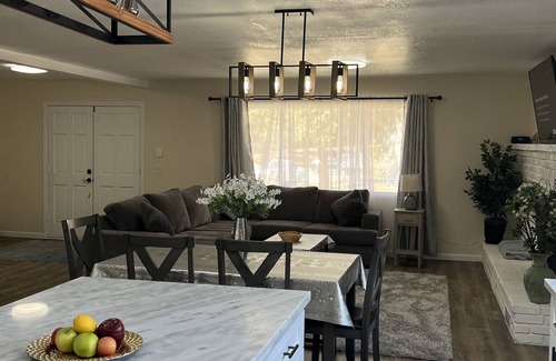 Frazier Park Casa | Spacious Remodeled 4 bedroom Fraizer Park Home