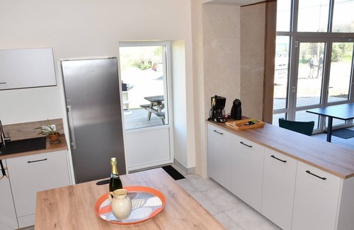 Cheffois Cabaña | Gran casa con piscina climatizada y amplio jardín en Cheffois