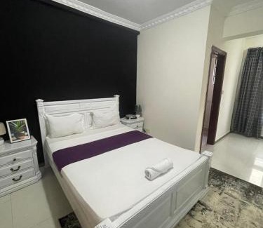 Masaki Apartamento | Spacious Retreat - 2 Bedroom Aptment Oysterbay