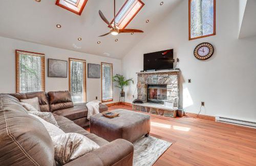 Tobyhanna Casa | Spacious Retreat 7 Mi to Tobyhanna State Park!