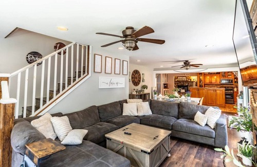 Ripley Casa | Spacious Retreat: Firepit, Back Deck, Modern Home