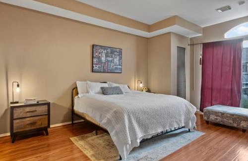 Barker Casa | Spacious Retreat for Crews, Corporates & Families