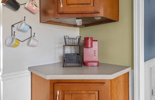Indianapolis Casa | Spacious Retreat Near Eagle Creek Park – Modern Comfort & Entertainment