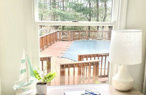 Harwich Center Casa | Spacious retreat with backyard oasis | Private Heated Pool | Close to beach+town
