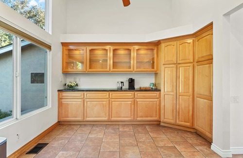 Santa Ana Casa | Spacious Retreat With Scenic Mountain Views