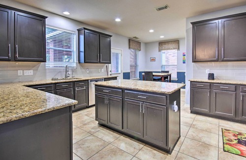 Clodine Casa | Spacious Richmond Home: Close to Parks & Shopping