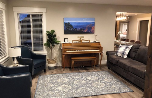 Marysvale Cabina | Spacious Riverfront Cabin in Beautiful Marysvale