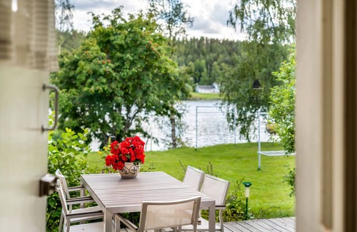 Rovaniemi Casa | Spacious Riverside House with Private Sauna & Free Parking