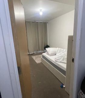Dalston Casa | Spacious Room In Central
