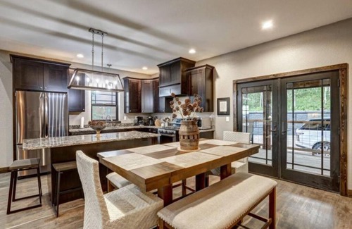 Lead Casa | Spacious Room & Views, 18 guests-Dream Catcher