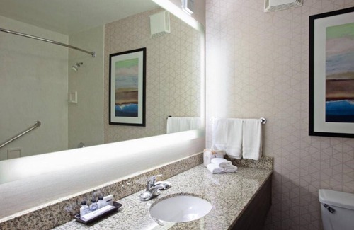 Union City Casa | Spacious rooms and suites and wonderful amenities!!