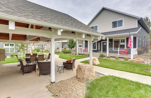 Spearfish Cabaña | Spacious, Rustic Spearfish Home: Walk to Downtown!