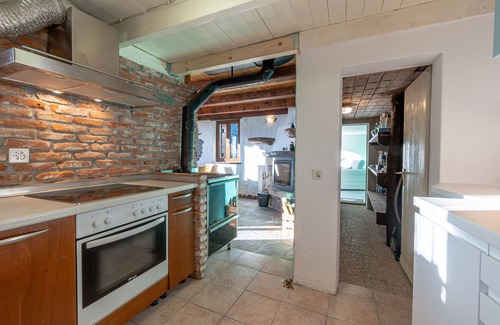 Gambarogno Casa | Spacious rustico in the Indemini Valley with a view of Lake Maggiore